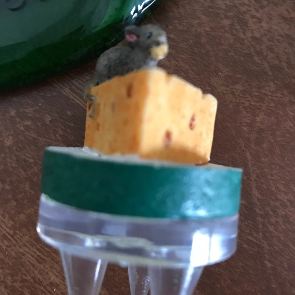 Vintage Green Flat wine Bottle Cheese Plates with Four Cheese Utensils. - Picture 9 of 10